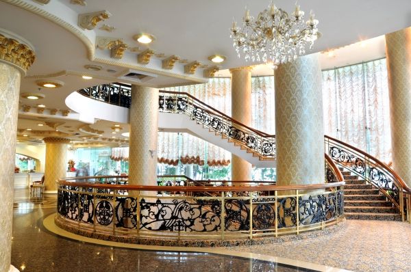 Hotel Restoration